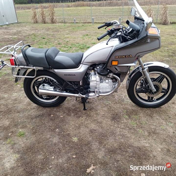 Honda GL Silwer Wing 500