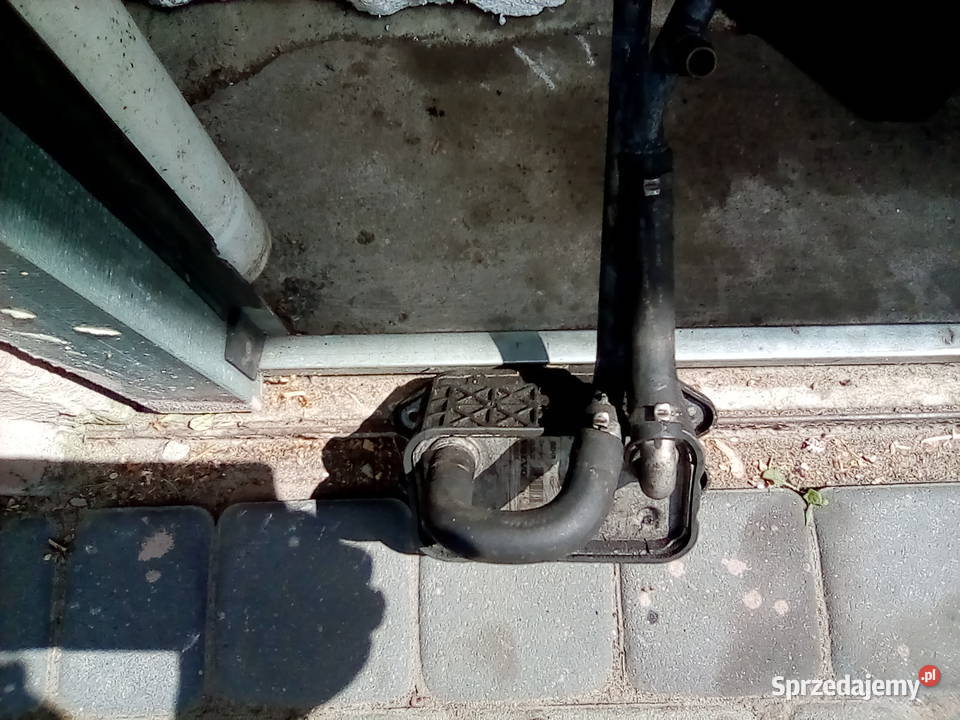 Sprzedam chłodniczka oleju volvo s60