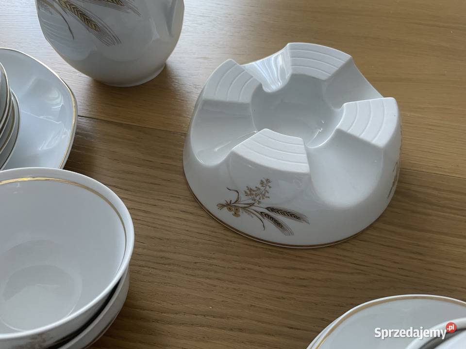 Lubiana serwis kawowy PRL Porcelana i szkło