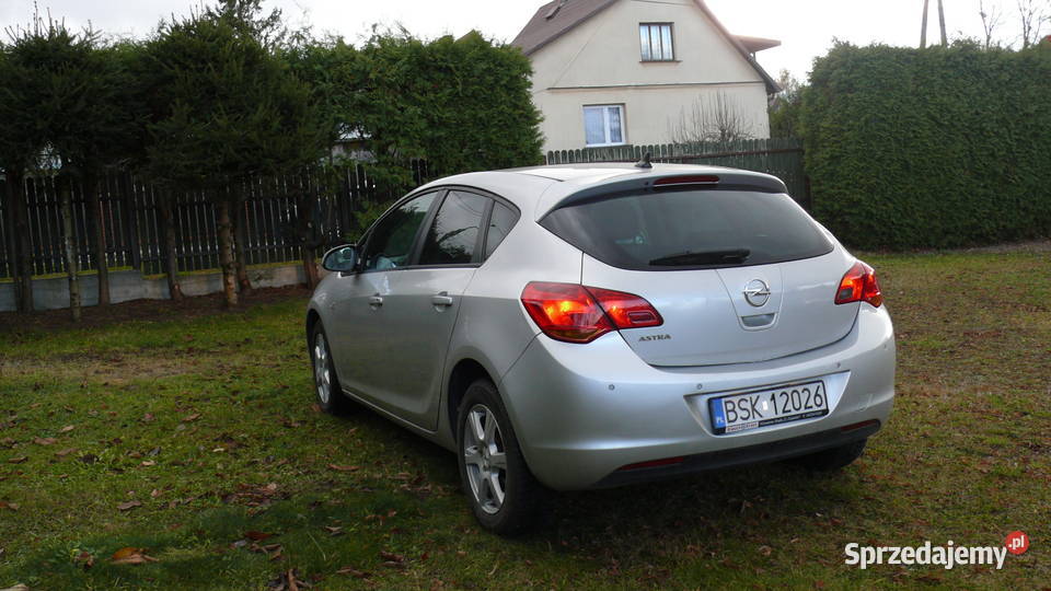 OPEL ASTRA J 16 benzyna 2011r Sprowadzony Sokółka sprzedam