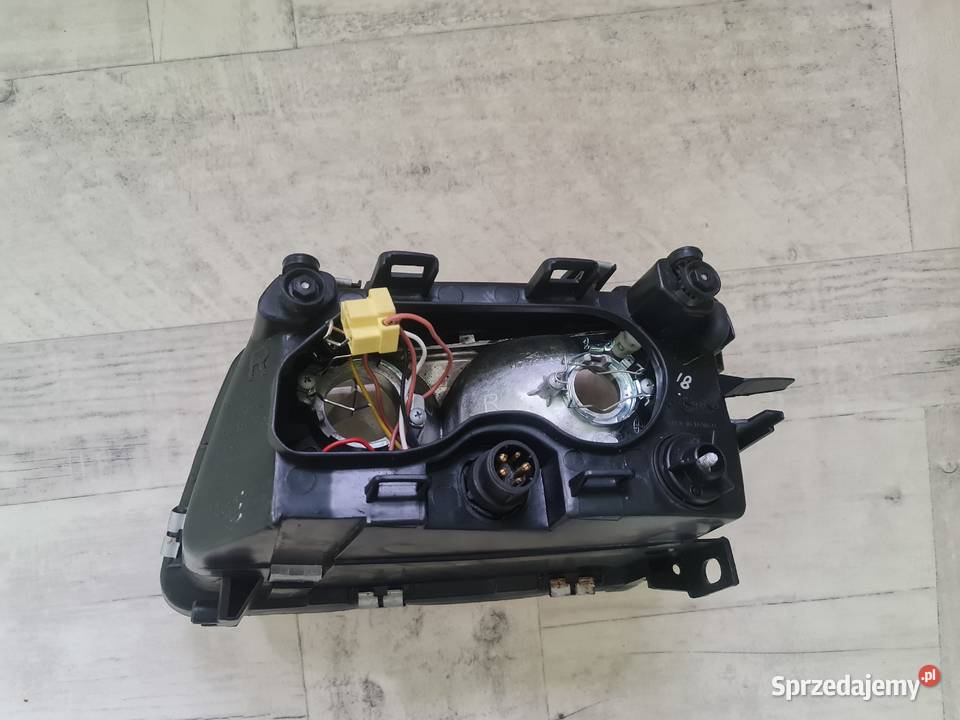 Audi A3 9699 Lampa przednia reflektor przedni Łódź sprzedam
