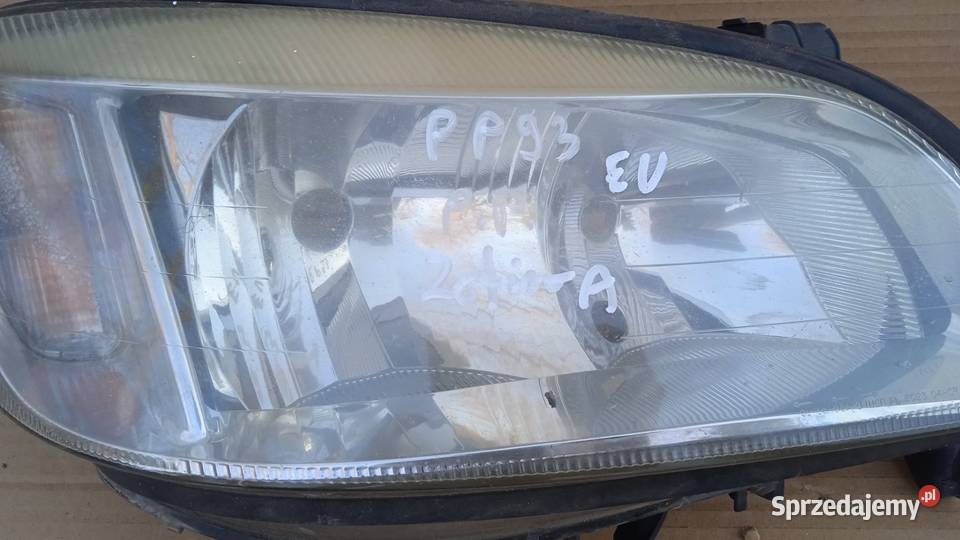 ZAFIRA A LAMPA PRZÓD PRAWA EU Zbierkowo