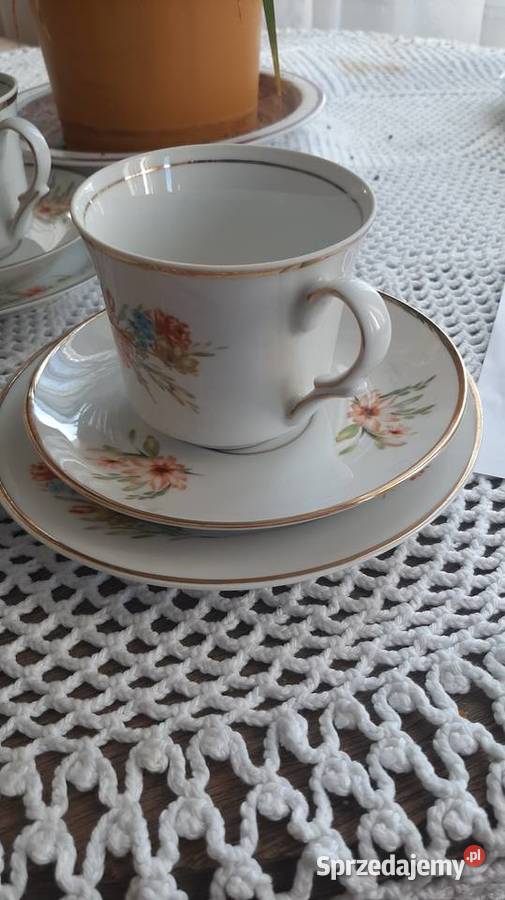 Filiżanki i talerzyki deserowe Świdnica