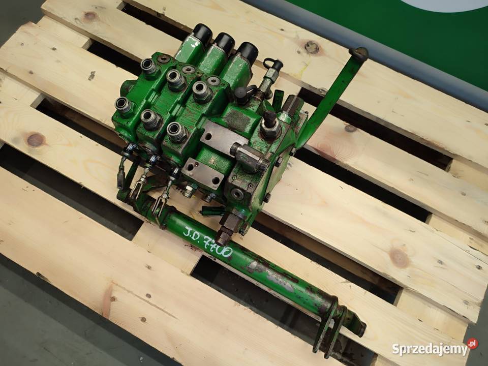 Rozdzielacz hydrauliczny AL171118 John Deere Wilkowo sprzedam