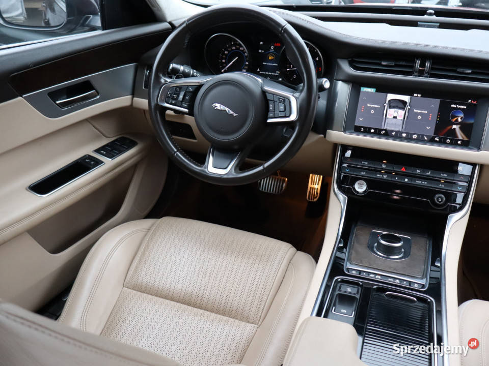 Jaguar XF 20d wielofunkcyjna kierownica Bielany Wrocławskie sprzedam