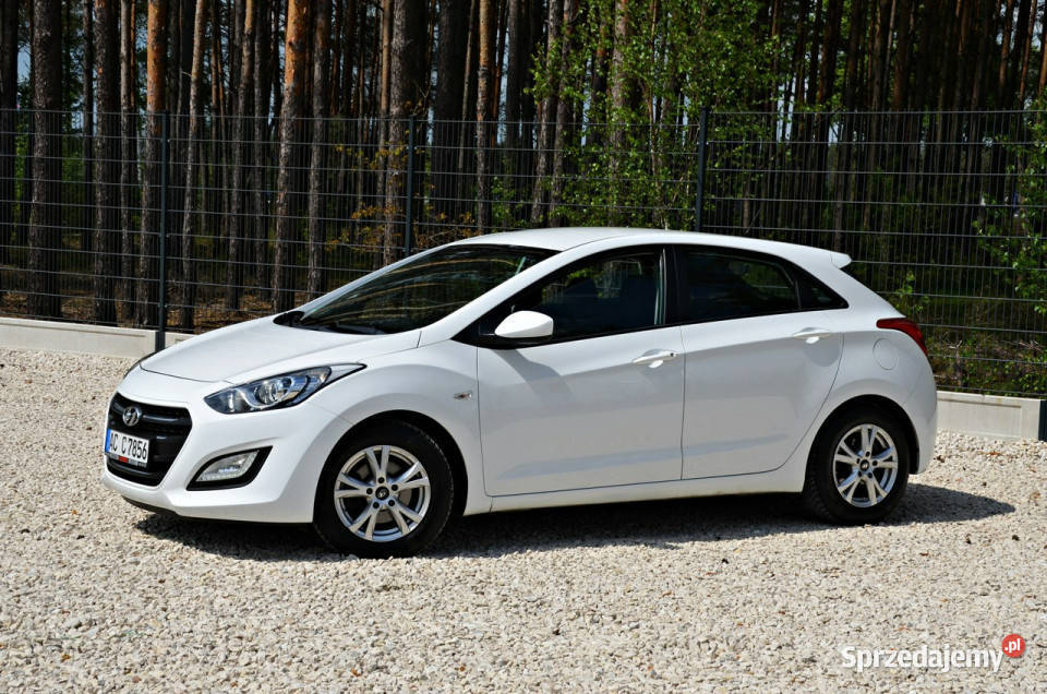 Hyundai i30 16 CRDi 110 Opłacony Serwis Rok produkcji 2015 Ostrów Mazowiecka
