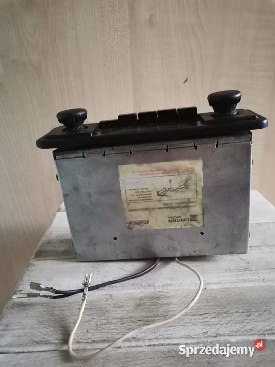 Stare radio samochodowe z PRL u Kraków