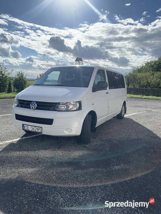 Volkswagen Caravelle bus 9 osobowy zadbany 120KM