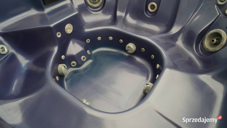 Używana wanna jacuzzi z hydromasażem 7osobowa Olchowa sprzedam