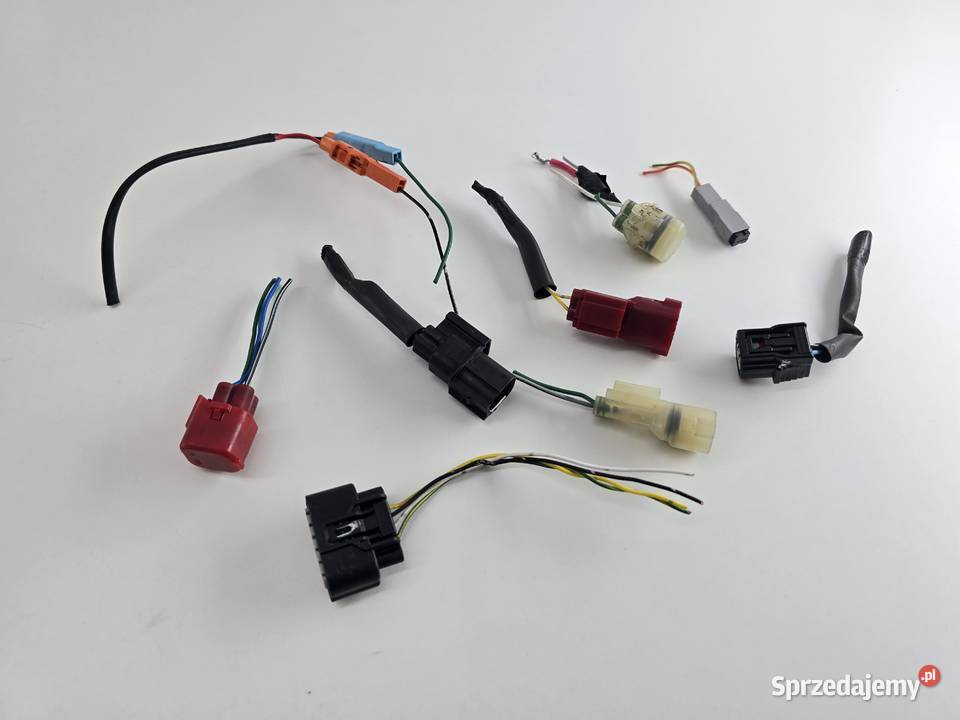 WTYCZKA KOSTKA WIAZKA HONDA CB 1000R SC80 Wiązki elektryczne