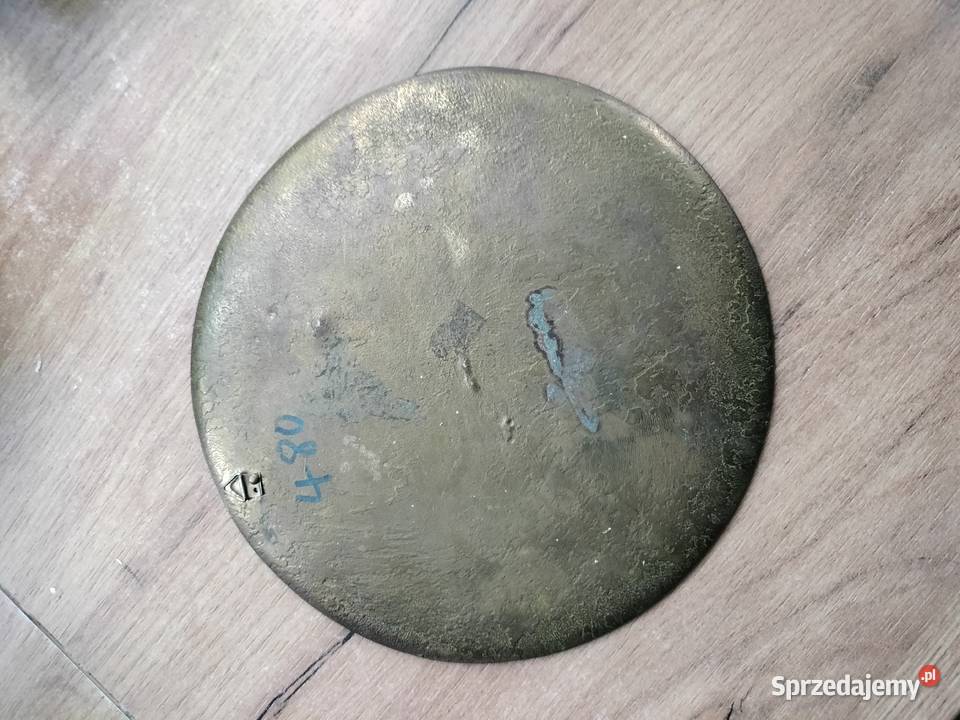 Mosiężny talerz emaliowany czasy PRL zachodniopomorskie Choszczno