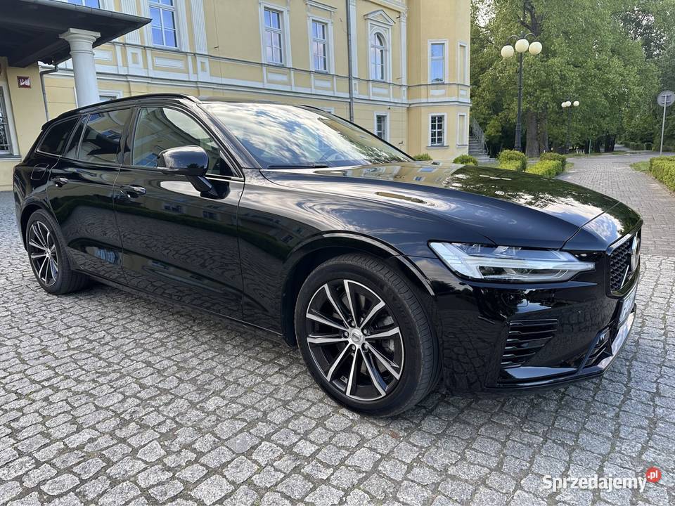 Volvo V60 Plus Dark Recharge PlugIn Hybrid AWD czujnik martwego pola Sulechów sprzedam