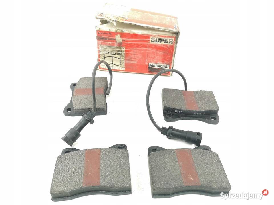 KLOCKI HAMULCOWE TYŁ FORD SIERRA COSWORTH 8790