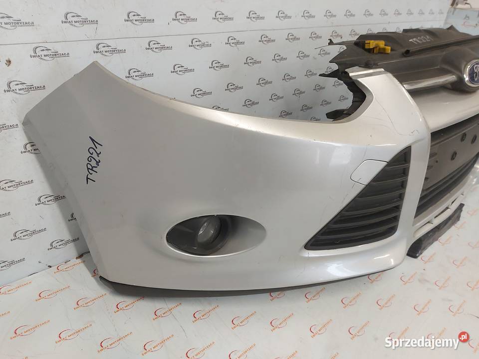 FORD FOCUS MK3 III 14r zderzak przód BM5117757A Karoseria Kielce sprzedam