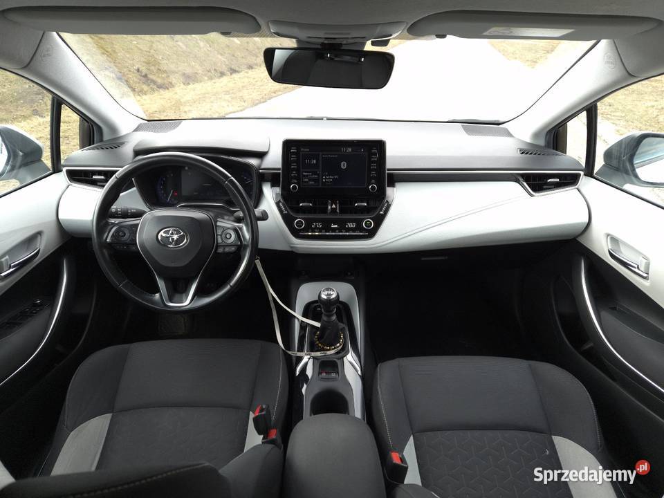 Toyota Corolla 12TS e21 Salon Polska Serwisowana nieuszkodzony Pabianice sprzedam