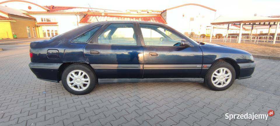 Renault Safrane 25 benzyna silnik Volvo Rok produkcji 1999 Safrane