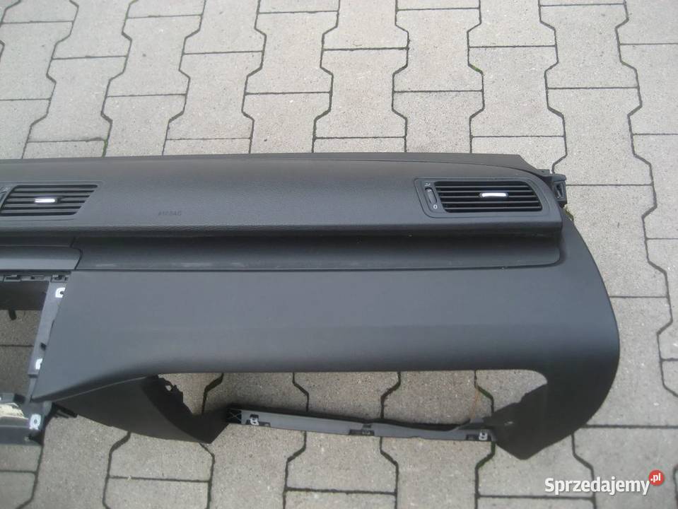 vw passat b6 0510r deska rozdzielcza konsola Rakoniewice sprzedam