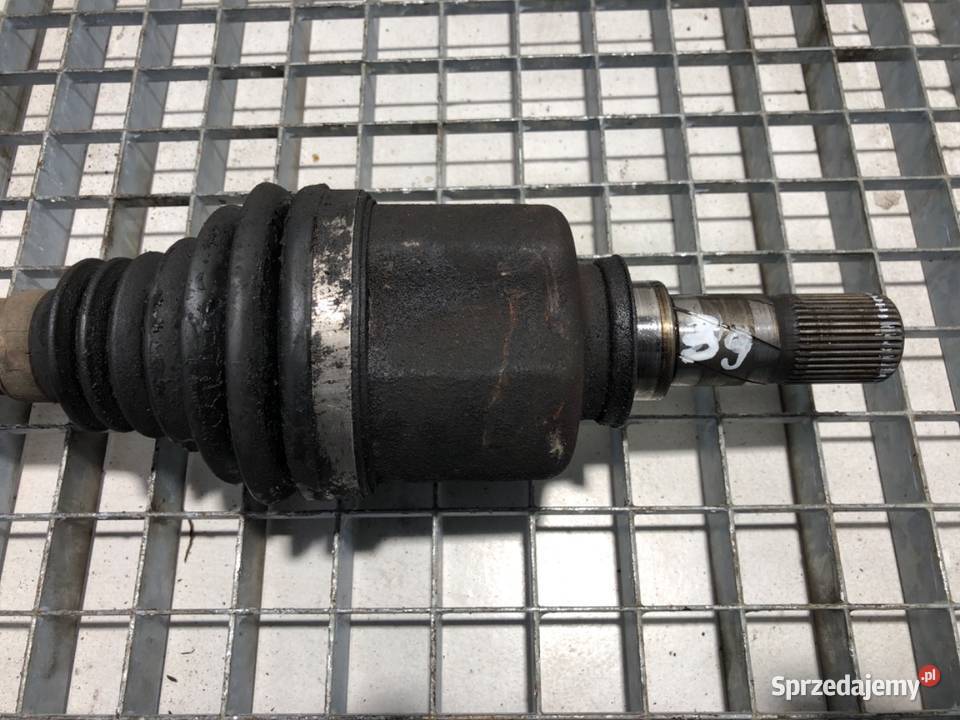 PÓŁOŚ LEWY PRZÓD RENAULT MASTER III 23 163