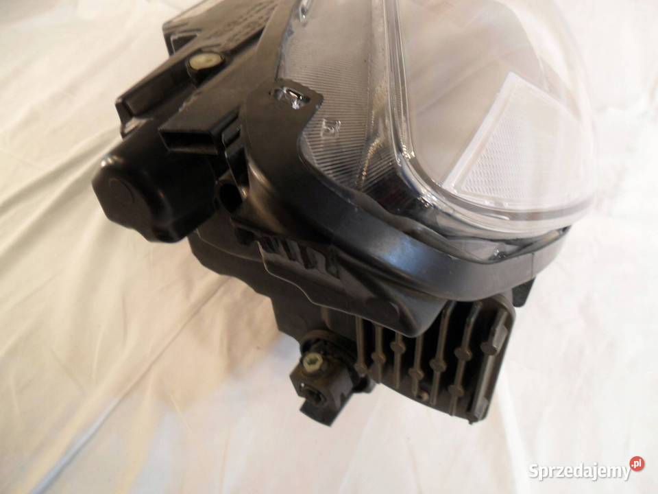 REFLEKTOR PRZÓD STRONA PRAWA FORD KUGA III Nowy Tomyśl