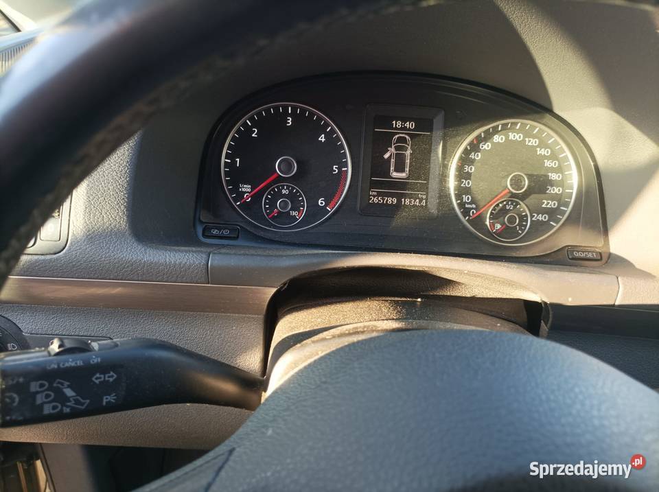 Volkswagen Touran 7 osobowy automatyczna warmińsko-mazurskie
