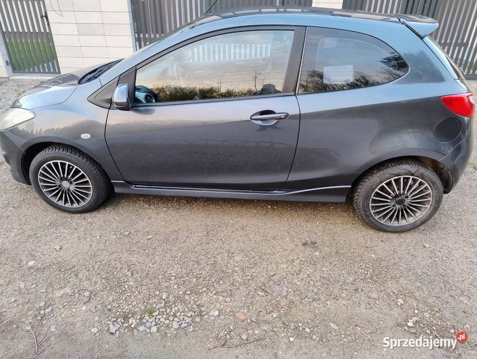 Auto młodej osoby Głosków-Letnisko