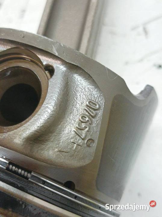 TŁOK KORBOWÓD 07657H 15 DCI Renault Megane III świętokrzyskie sprzedam