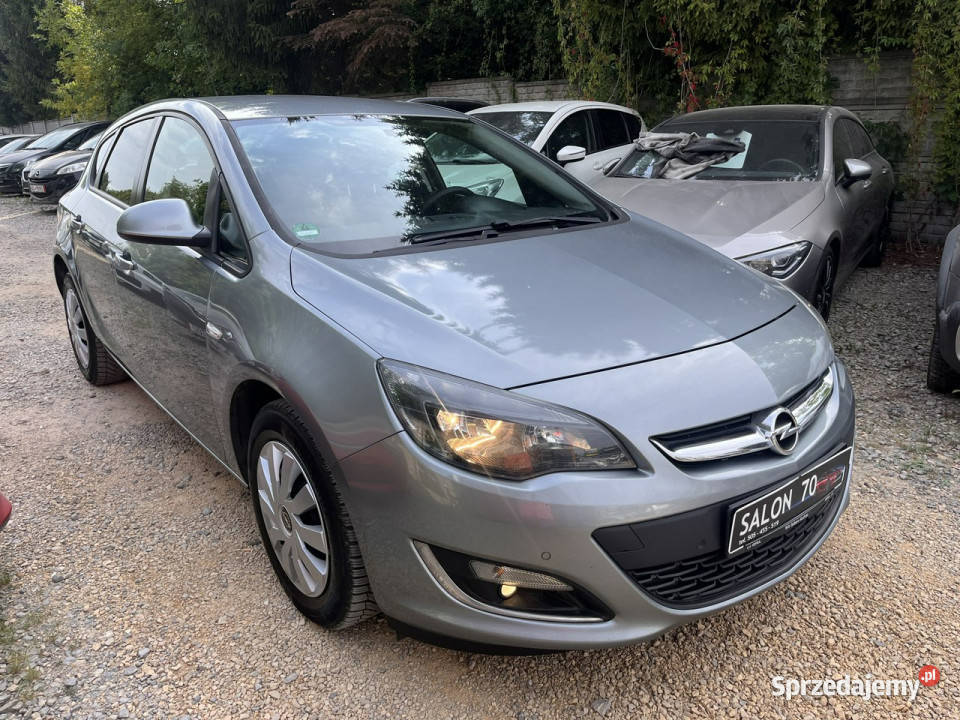 Opel Astra 14TURBO Klima 6biegów Tempomat BEz elektryczne lusterka śląskie Częstochowa