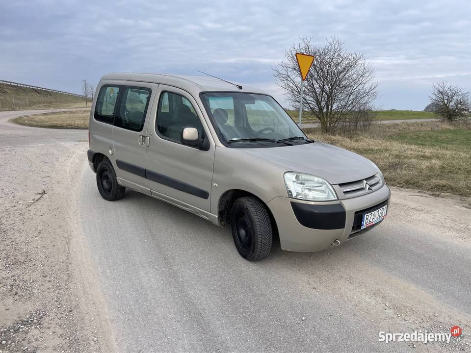 Citroen berlingo 16hdi 5os 2007r Klima Hak