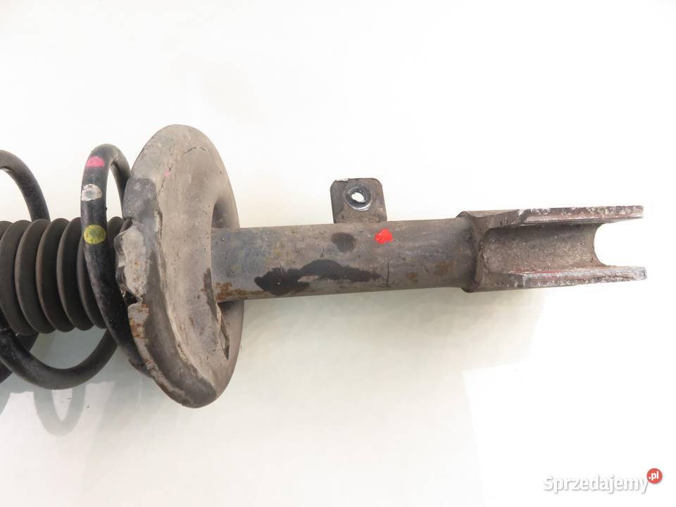 MCPERSON LEWY PRZEDNI PEUGEOT 308 16 VTi Motoryzacja