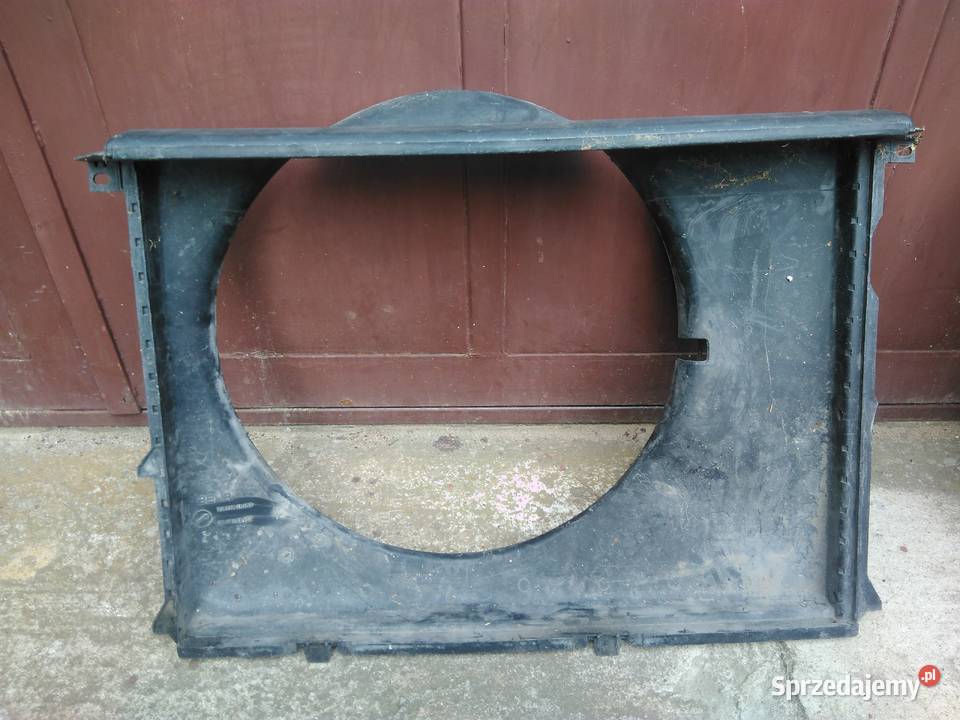 Obudowa wentylatora chłodnicy BMW E46 Cieciorka