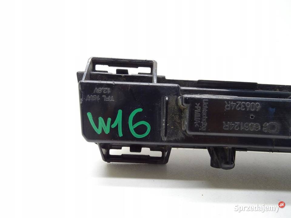 HALOGEN PRAWY PRZÓD A2049069200 MERCEDES W246 B