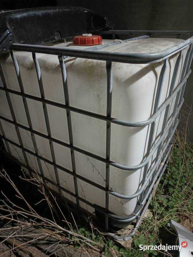 Mauser 1000 litrów Czysty w koszu metalowym Lipowica