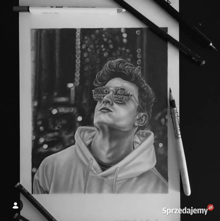 Portret rysunek ze zdjęcia na zamówienie Żółkiewka-Osada