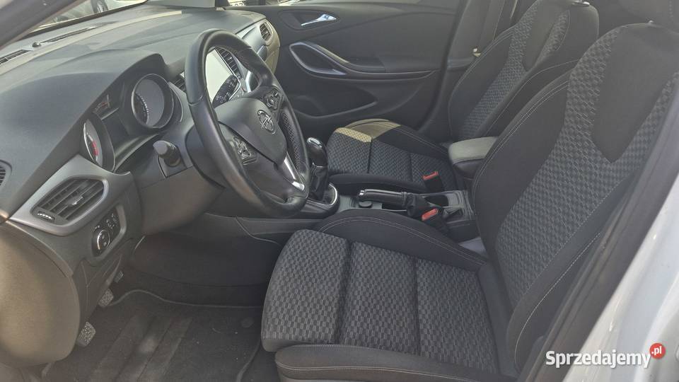Opel ASTRA SPORTS TOURER 16 BENZYNA 110 radio śląskie