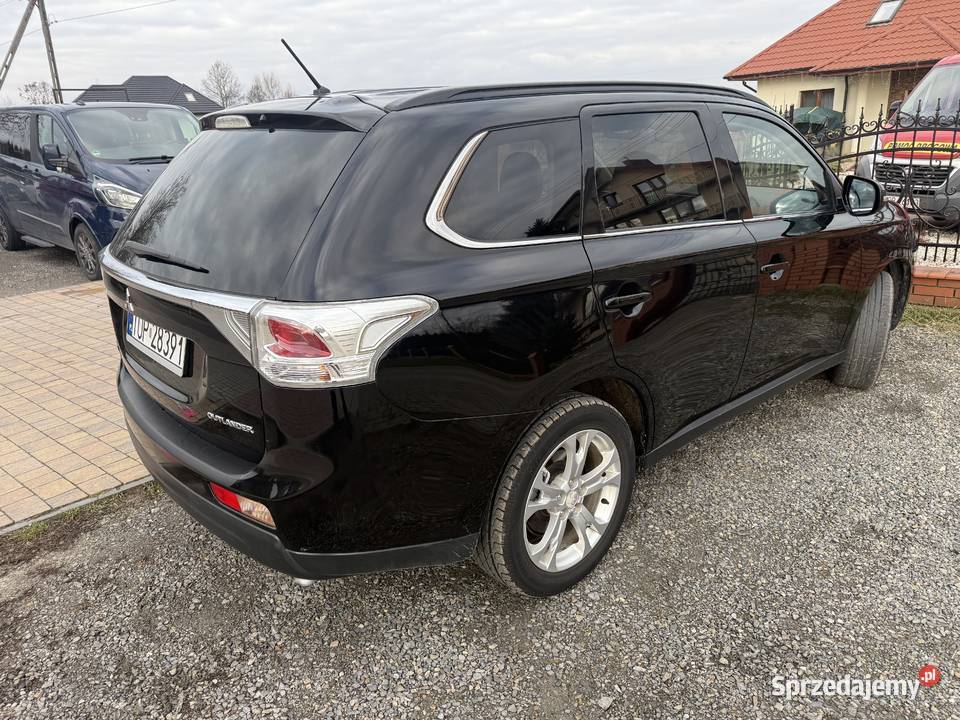Mitsubishi Outlander 3 20 benzyna 2014 7 osobowy Outlander sprzedam