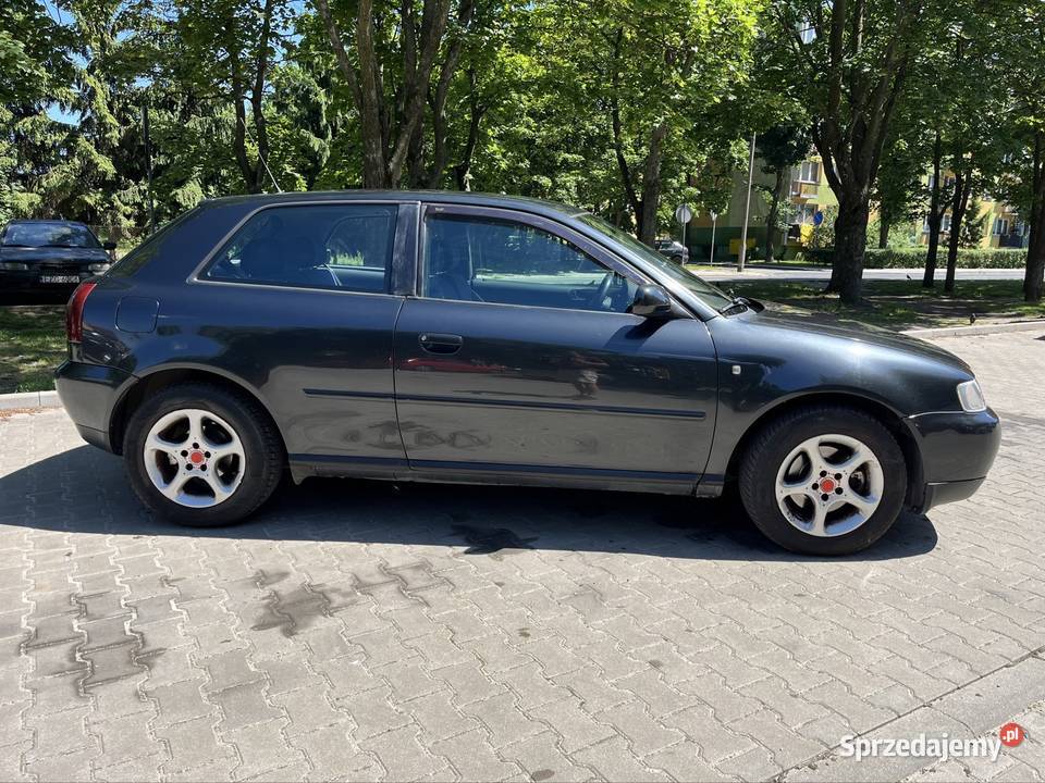 AUDI A3 18 benzyna sprawna klimatyzacja opłaty Motoryzacja