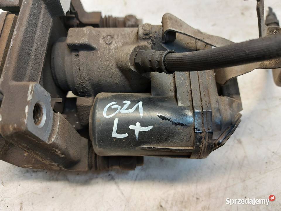 BMW G21 G20 Kombi 330e zacisk jarzmo hamulcowy Zaciski i jarzma sprzedam