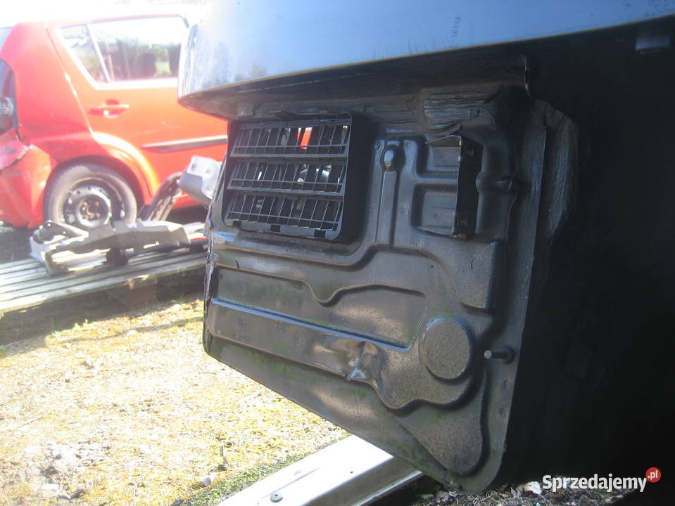 bmw 5 e39 kombi lift błotnik tył prawy osobowe