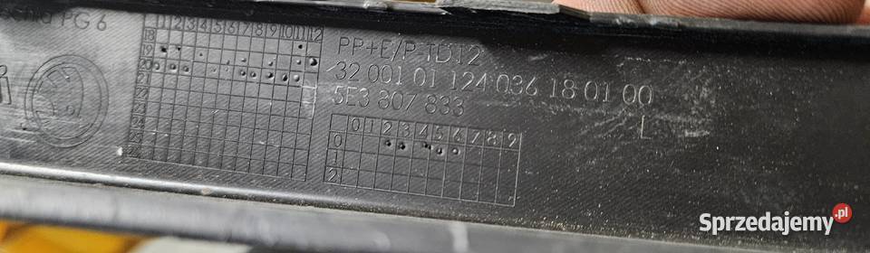 SKODA OCTAVIA IV 4 LISTWA LEWA ZDERZAKA PRZÓD Międzychód
