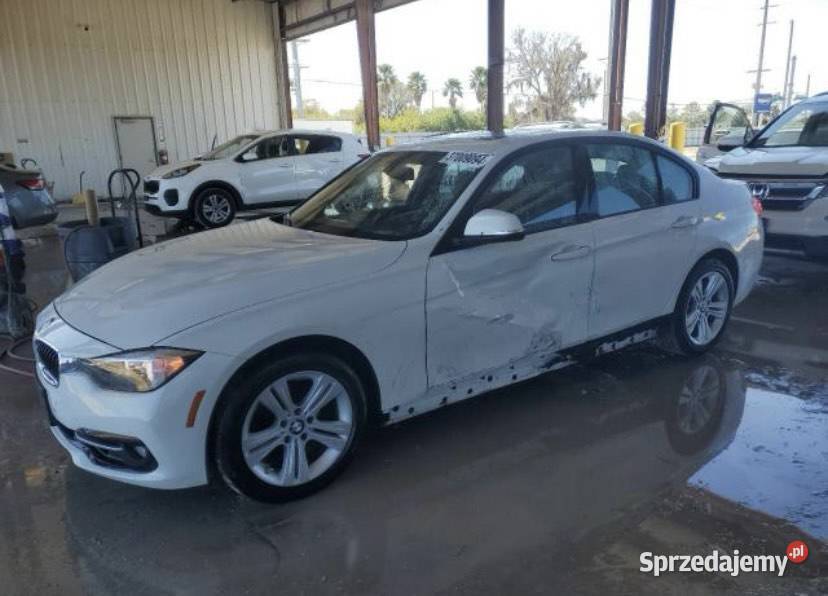 BMW F30 328 XDRIVE 2016 AUTOMAT 4X4 BENZYNA USA komputer pokładowy Seria 3