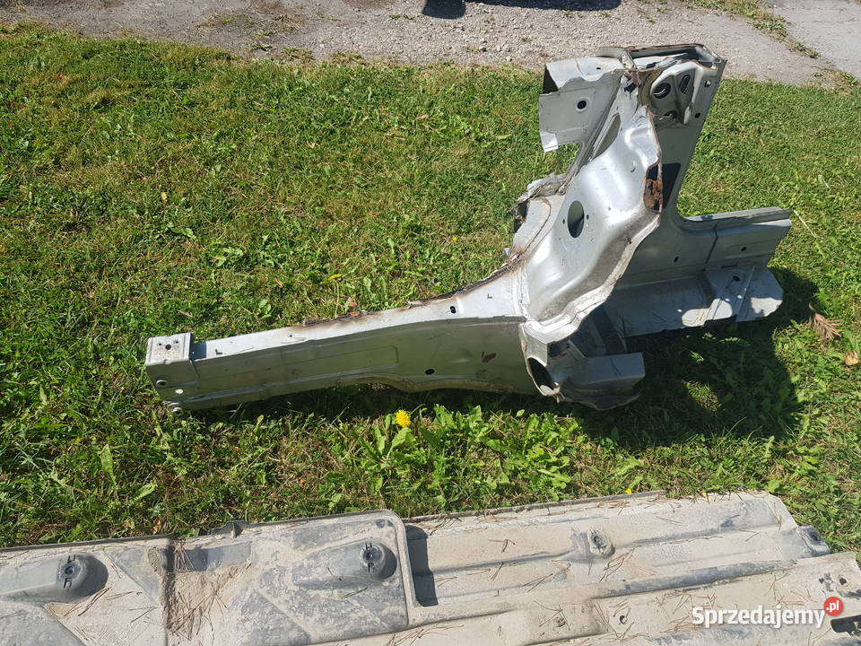 mercedes w 204 podluznica prawa c klasa 0711