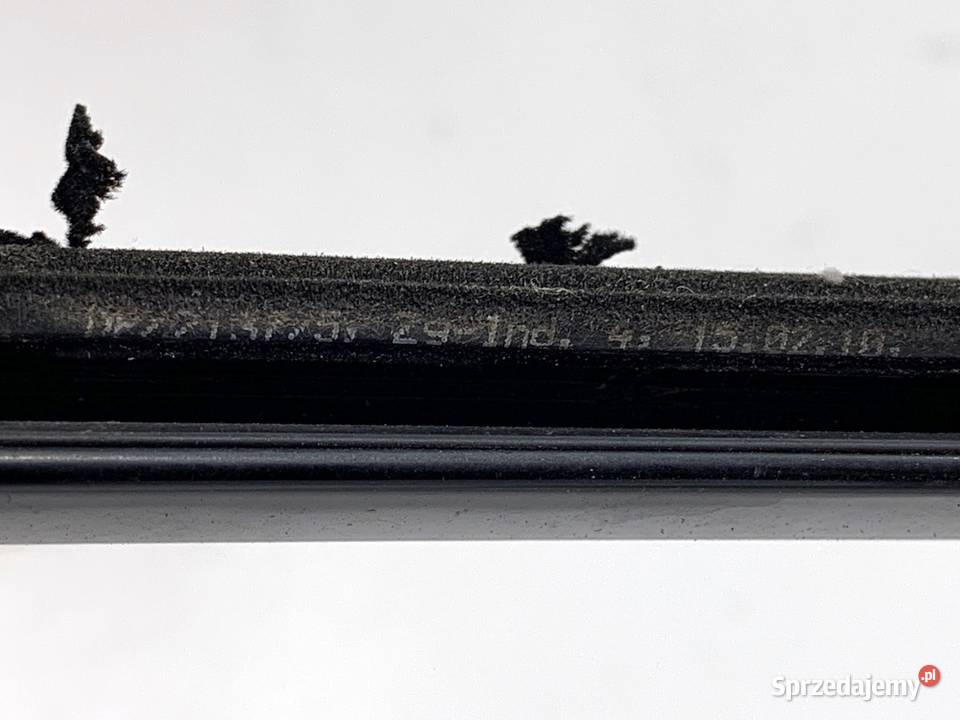 LISTWA ZGARNIAJĄCA PRZÓD PRAWY BMW F07 podkarpackie