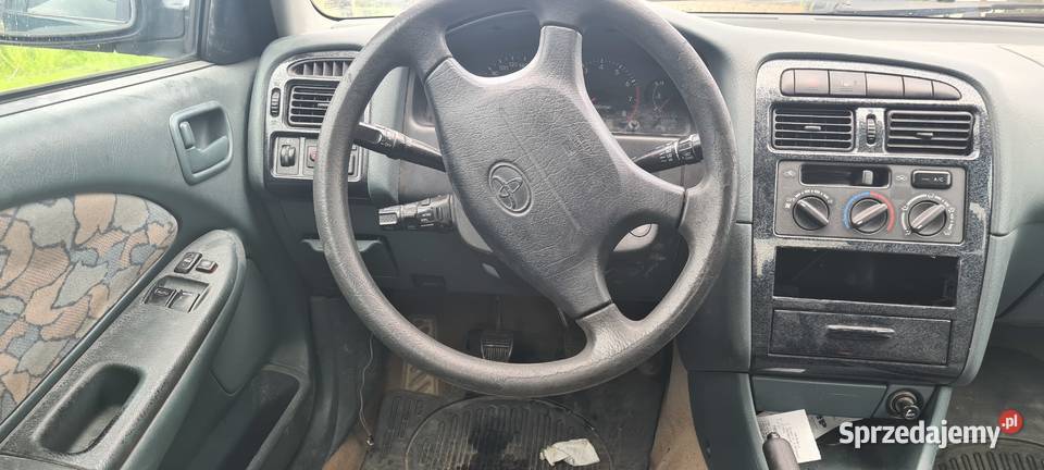 toyota avensis 16 małopolskie Kraków sprzedam