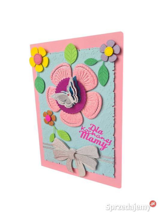 Kartka na Dzień Mamy z motylkiem i kokardą Brzeziny