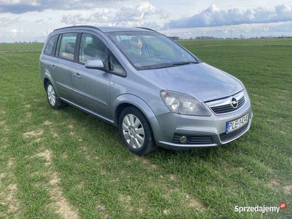 Opel zafira b 7 osobowa zamiana Rok produkcji 2007