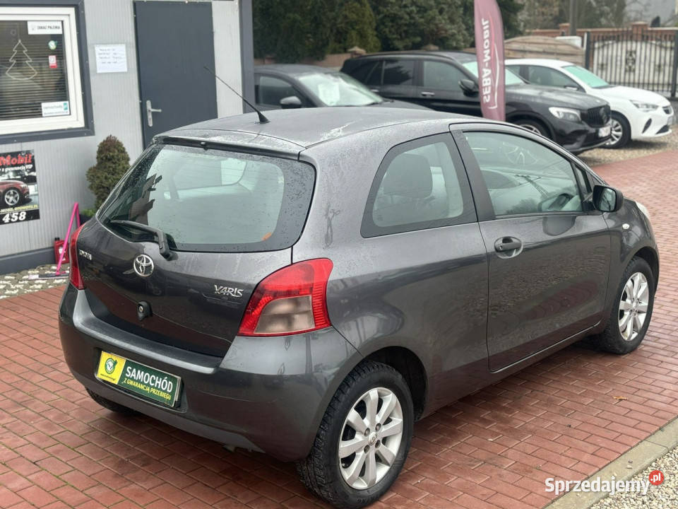 Toyota Yaris Gwarancja Salon Polska Super Stan gniazdo USB mazowieckie Sade Budy