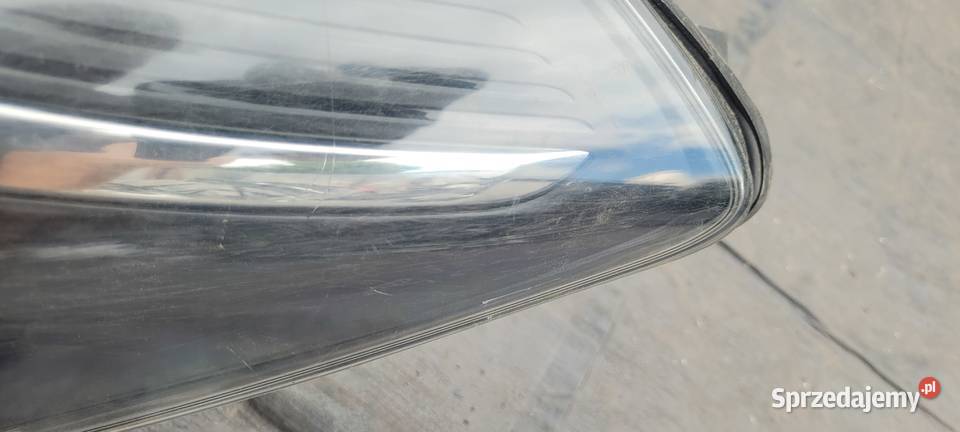 TOYOTA YARIS III LIFT REFLEKTOR LEWY LAMPA LEWA osobowe Lampy przednie Ruda Śląska