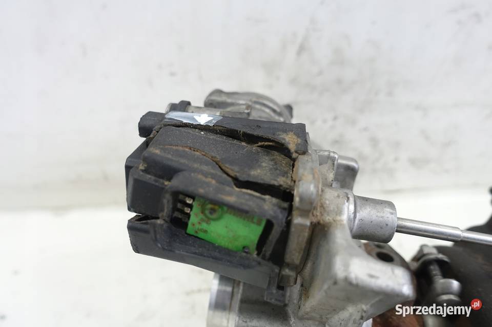 TURBOSPRĘŻARKA Passat B8 14 TSI turbo 04E145713N