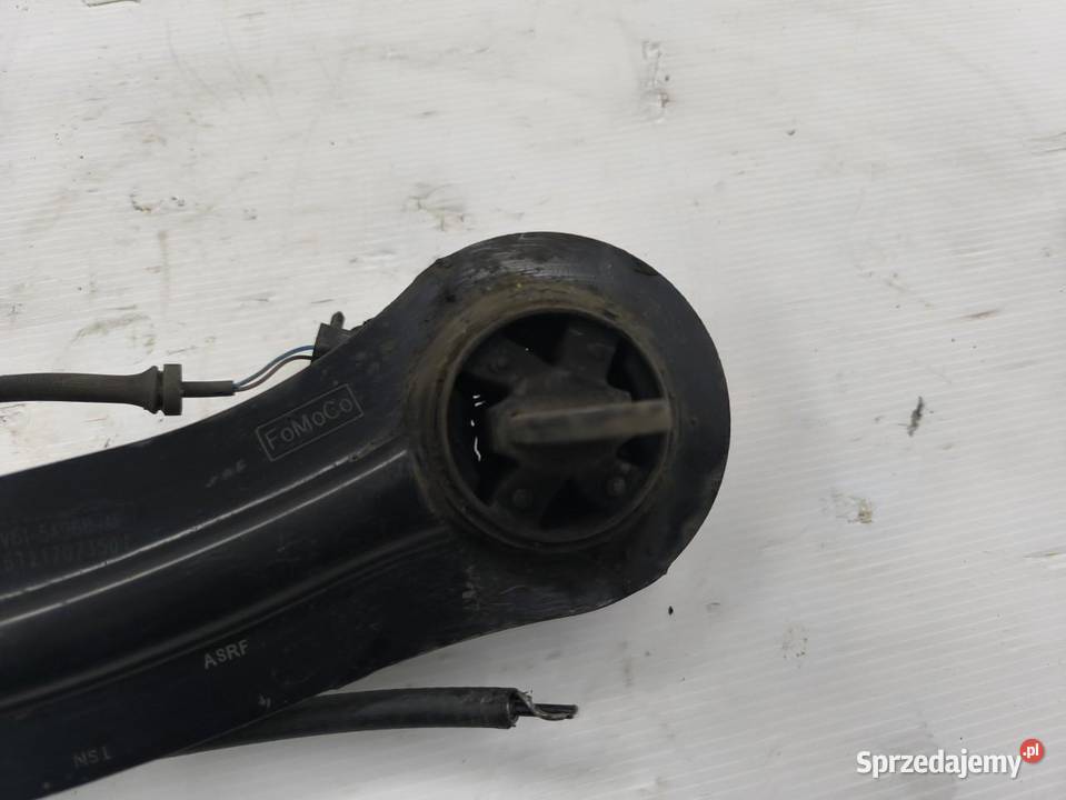 ZWROTNICA WAHACZ PRAWY TYŁ FORD FOCUS MK3 LIFT