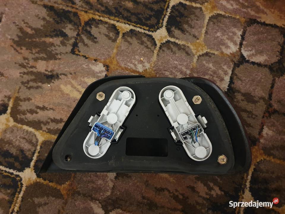 Lampa tylna prawa lewa Volvo s40 lift 0004 Oświetlenie małopolskie